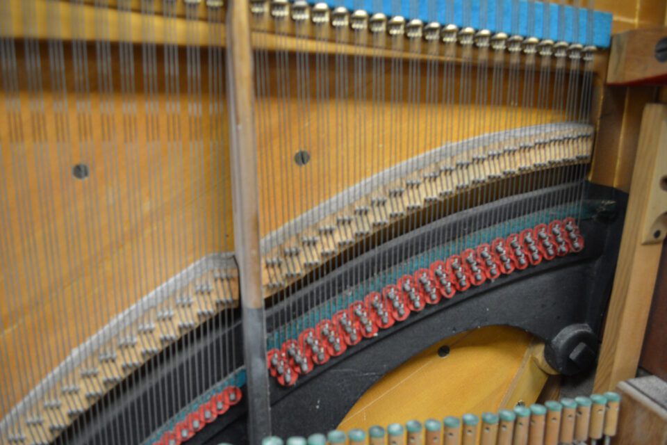 Bechstein upright treble strings