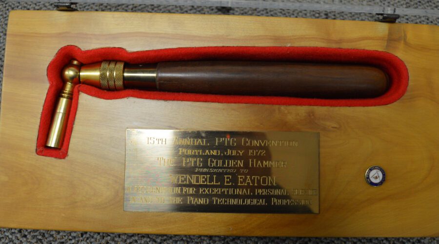 Wendell Eaton, 1972 Golden Hammer Award